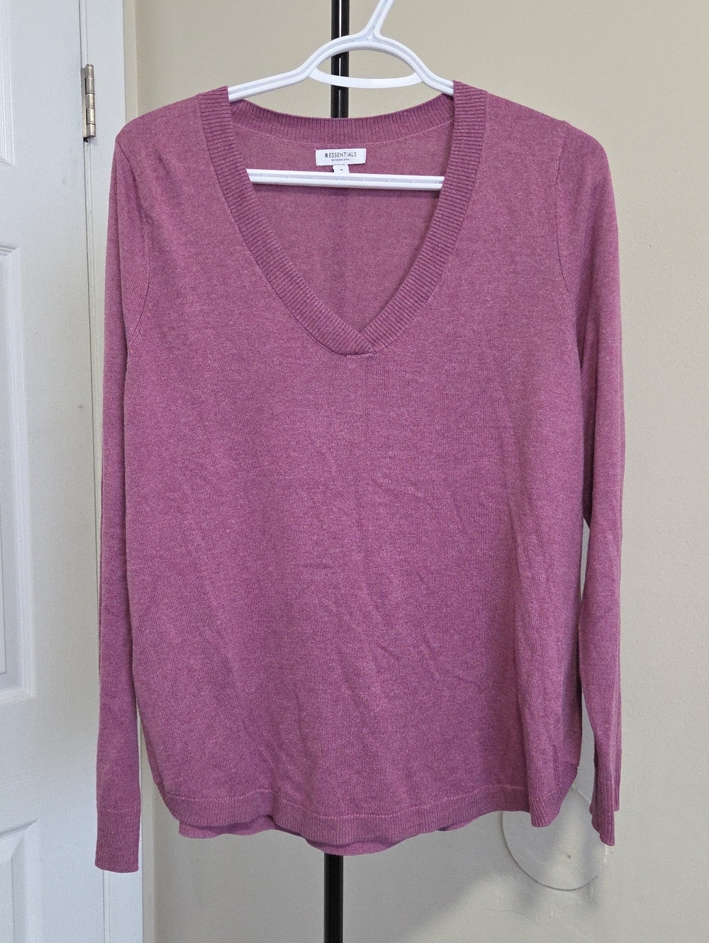 Reitmans Mauve V-Neck Long Sleeve Top